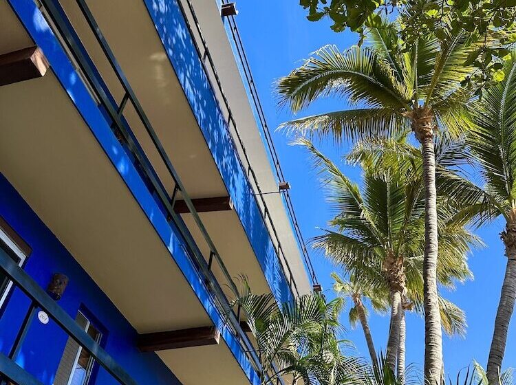 בית מלון כפרי Siesta Suites Boutique