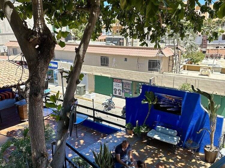 בית מלון כפרי Siesta Suites Boutique