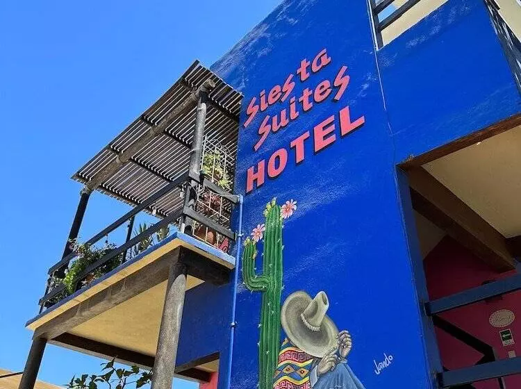 هتل Siesta Suites Boutique