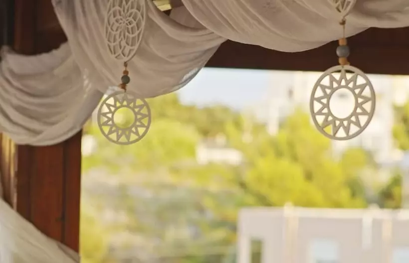 Waterlily Hotel Apartments