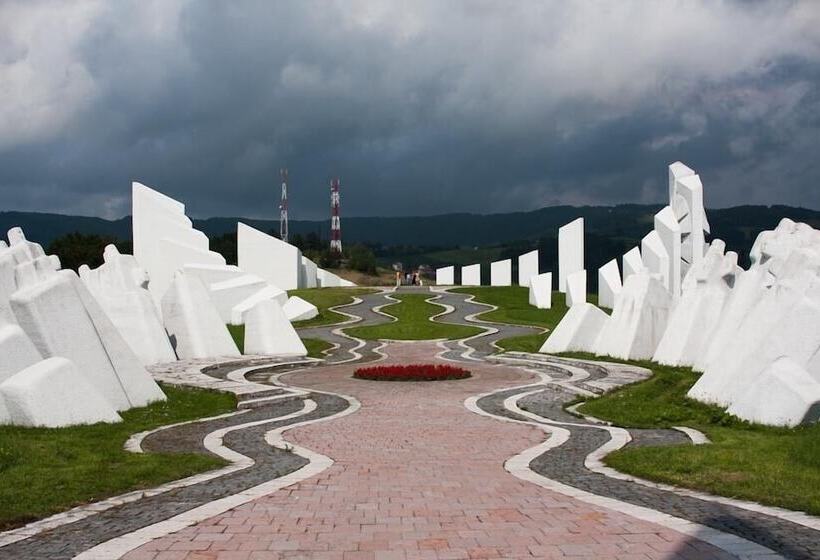 هتل Zlatiborska Noc