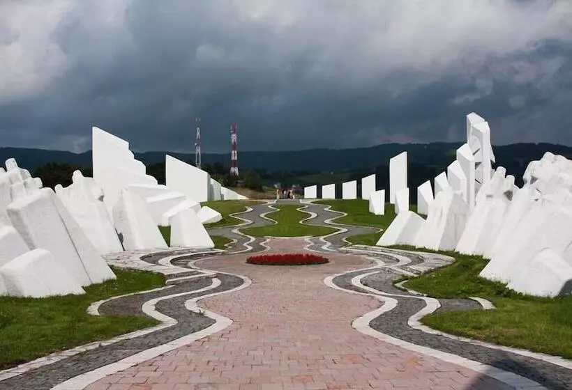 هتل Zlatiborska Noc