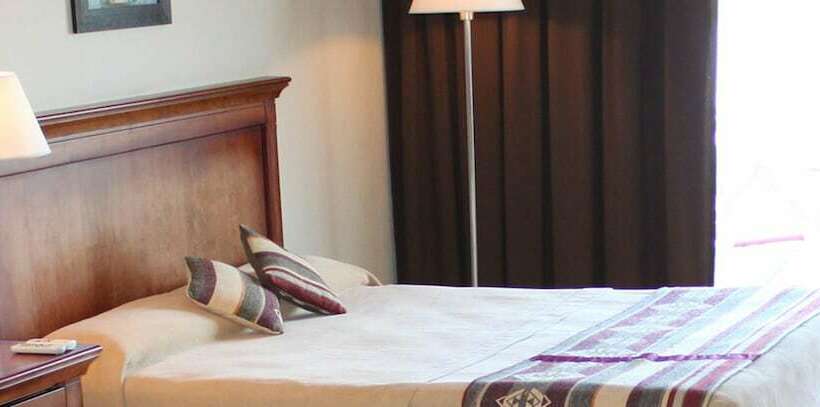 Howard Johnson Marinas & Resort