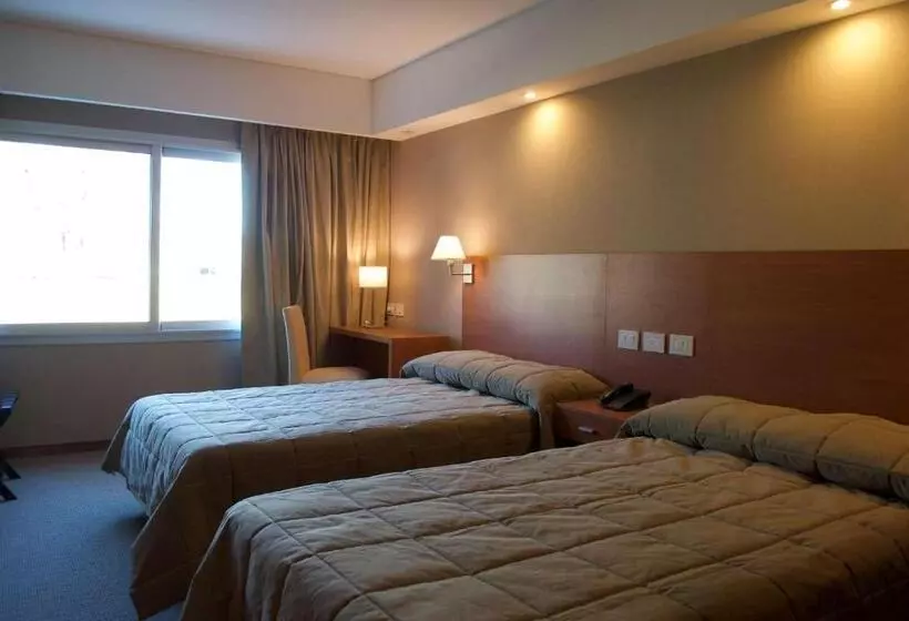 Howard Johnson Marinas & Resort