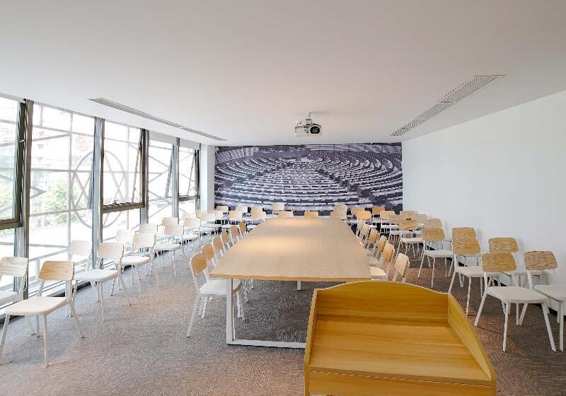 ibis Chengdu Chunxi Road Hotel