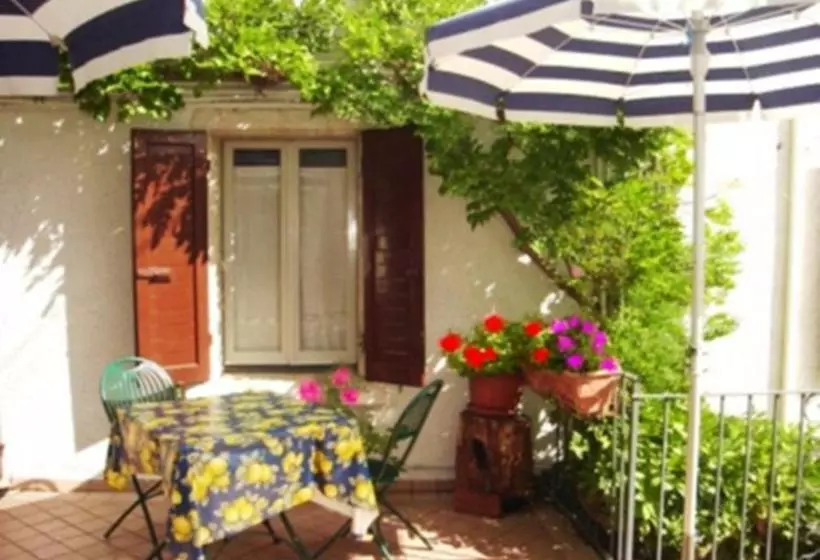 La Fattoria Apartments