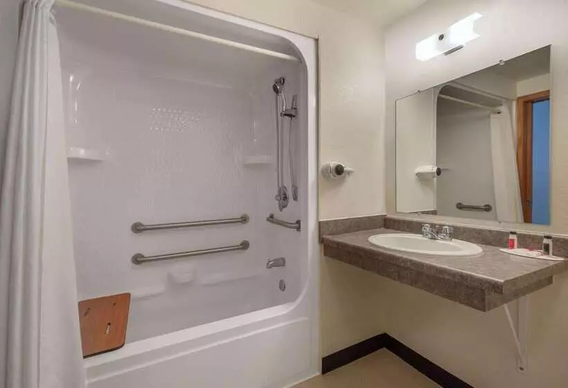 Motel Super 8 By Wyndham Hill City/mt Rushmore/ Area