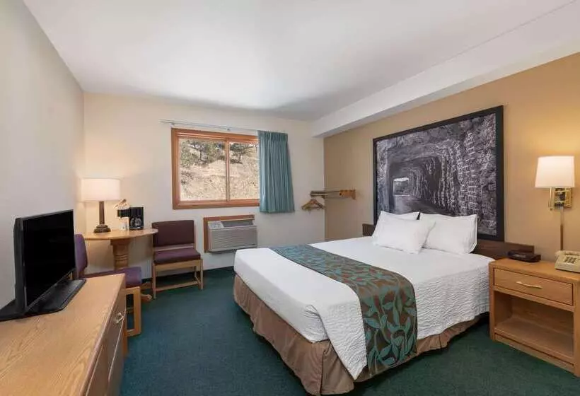 Motel Super 8 By Wyndham Hill City/mt Rushmore/ Area