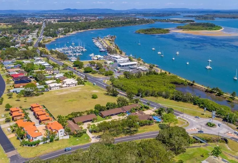 Мотель The Carmel Yamba