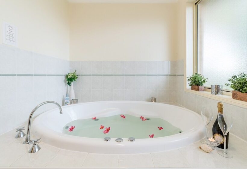 فندق على الطريق The Carmel Yamba