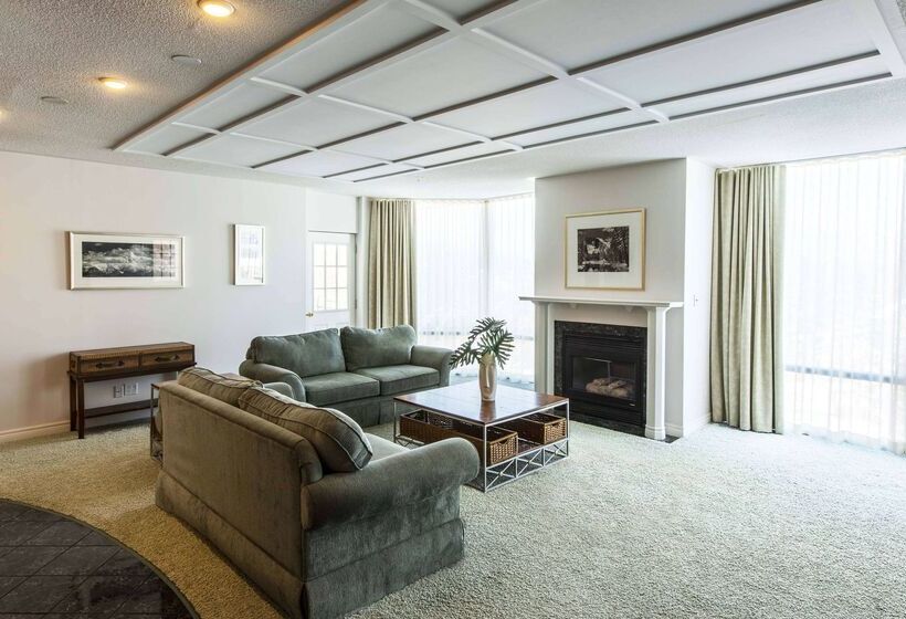 אתר נופש Georgian Bay Hotel Trademark Collection By Wyndham