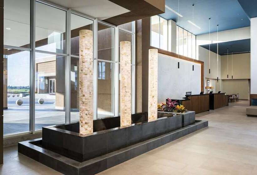 هتل Embassy Suites By Hilton Aruba Beach Resort