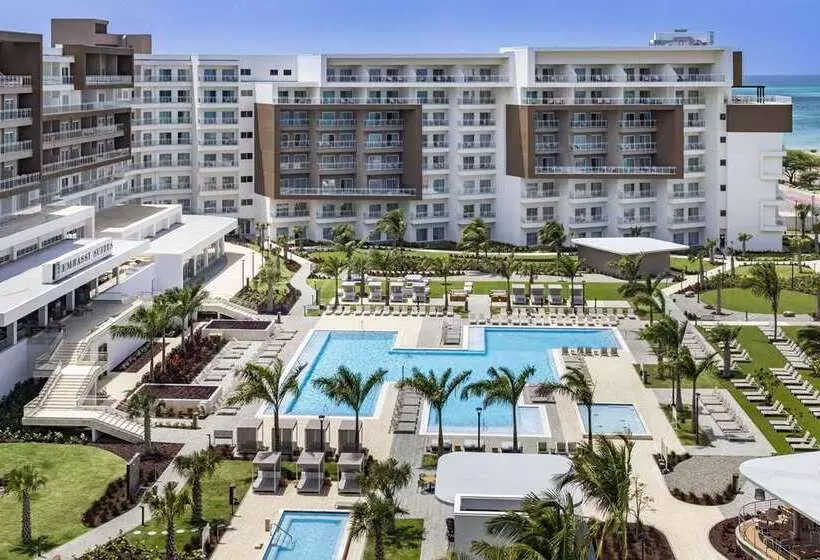 هتل Embassy Suites By Hilton Aruba Beach Resort