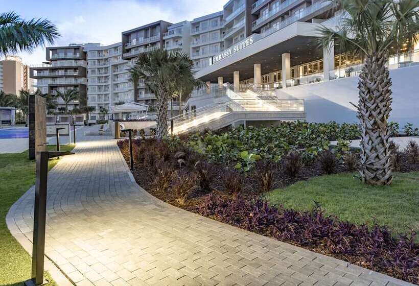 هتل Embassy Suites By Hilton Aruba Beach Resort