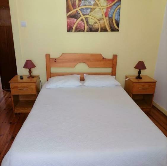 旅馆 Pensão Avenida