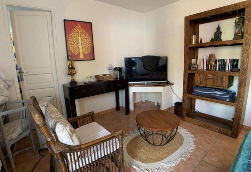 ベッドアンドブレックファースト Villa La Rose Des Vents