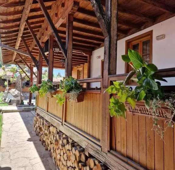 ペンション престиж