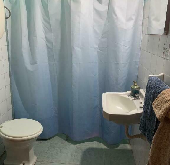 بنسيون Habitaciones Amplias Con Baño Y Garage Privado Motel Coloso