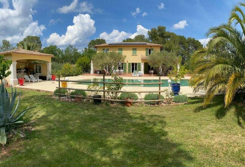 민박 Domaine Sagittaires