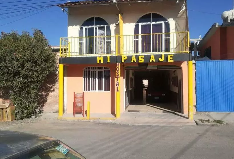 ペンション Hostal Con Regaderas Pedro Escobedo