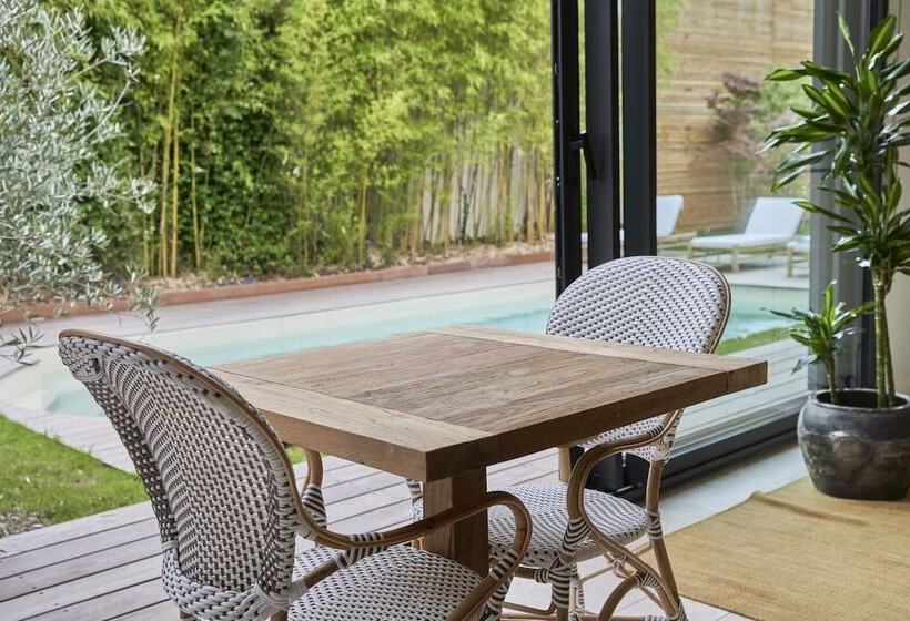 ベッドアンドブレックファースト Les Pénates Bordelaises   Maison D Hôtes   Guesthouse