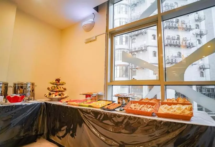 ホテル Emaar Elite