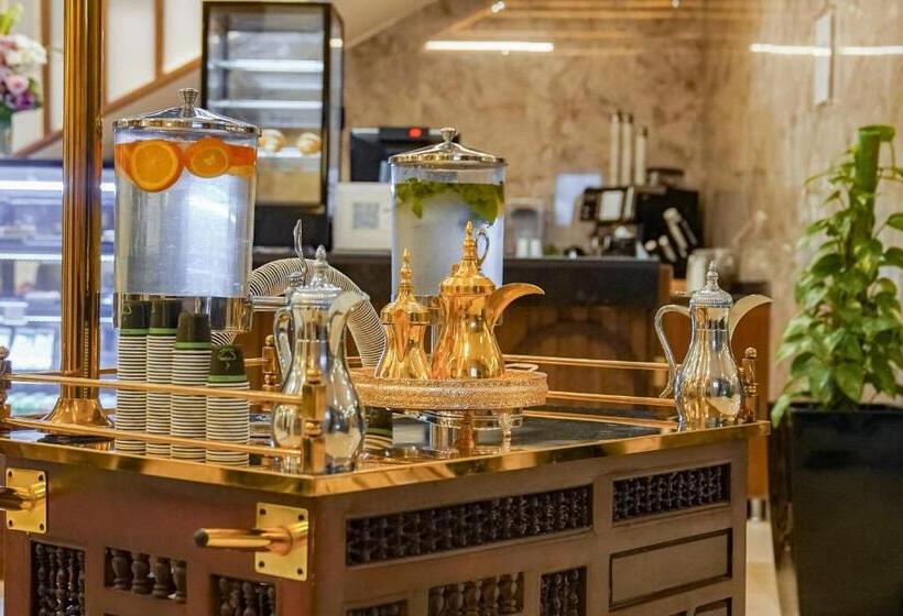 Отель Emaar Elite