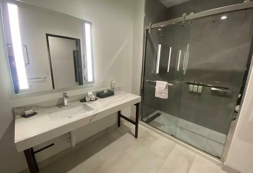 Hotelli La Quinta Inn & Suites By Wyndham Galt Lodi North