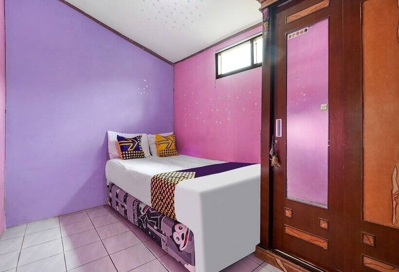 호텔 Oyo Homes 91156 Eco Tourism Big Farmer Desa Kertawangi Syariah