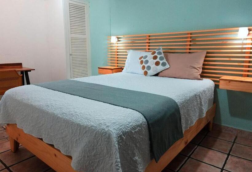 Trebol Amarillo Bed & Breakfast