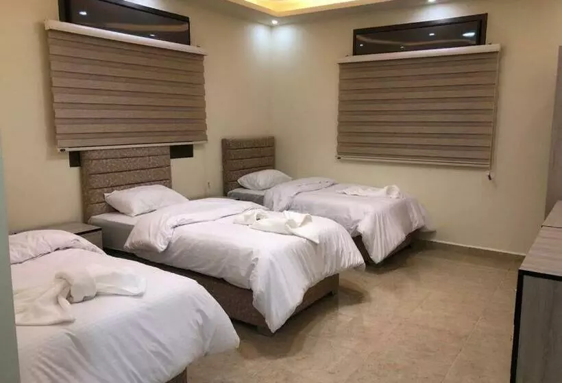 تختخواب و صبحانه Authentic Boutique