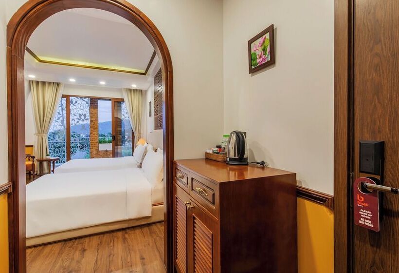 هتل Boutik Cham Nha Trang