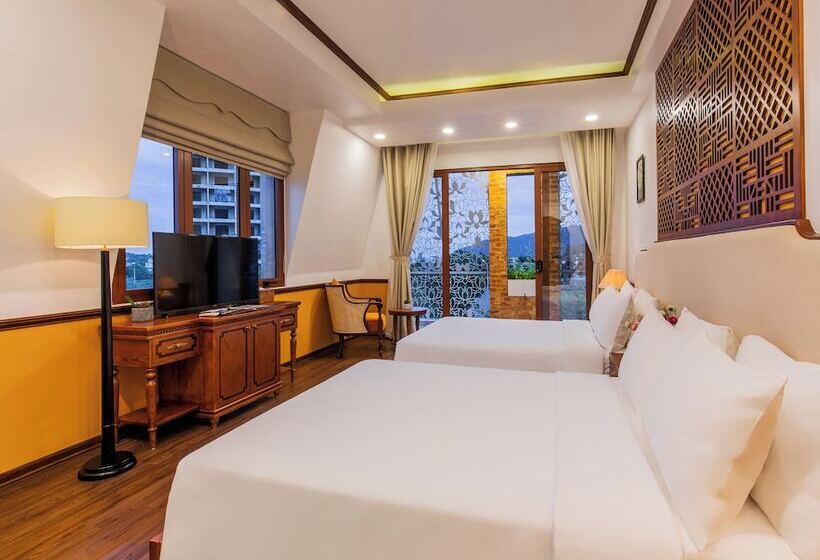 هتل Boutik Cham Nha Trang
