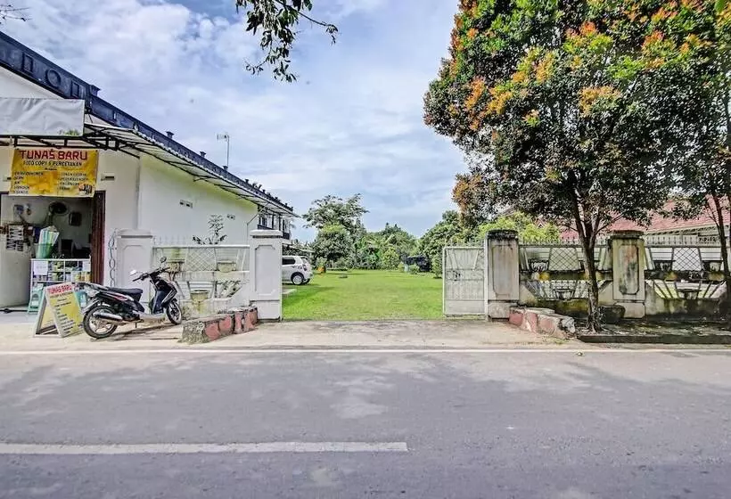 ホテル Oyo 91127 Wisma Sukajadi Syariah