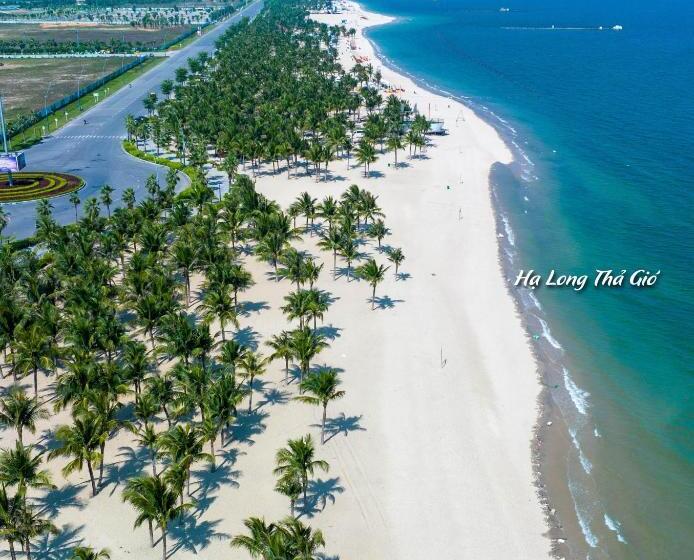 Minh Chau Hotel & Coffee