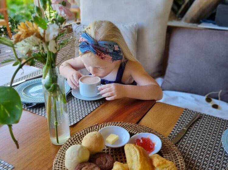 هتل Gigi Brown Beachfront Santa Teresa