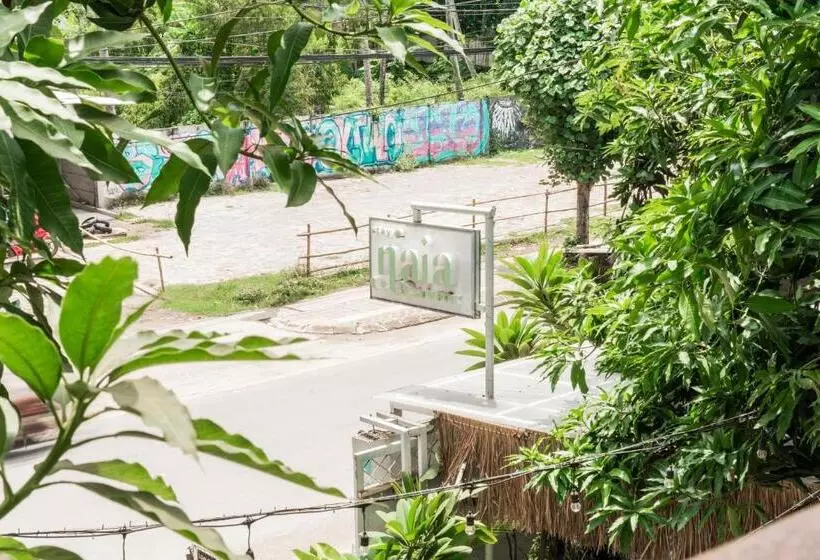 ホテル Naia Lombok
