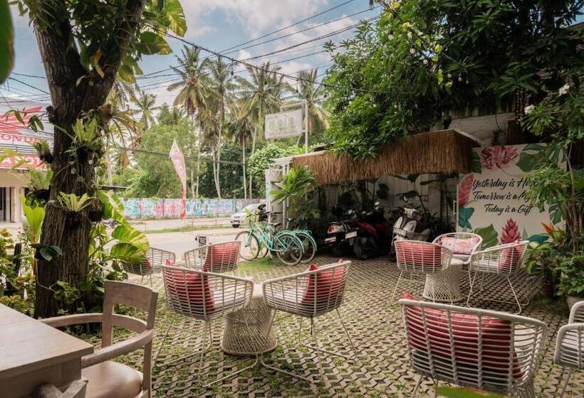 בית מלון כפרי Naia Lombok