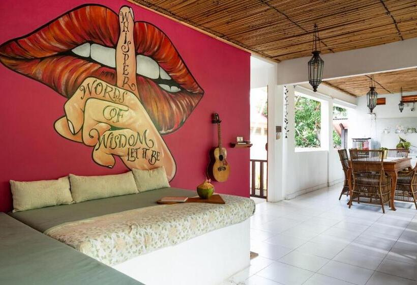 בית מלון כפרי Naia Lombok