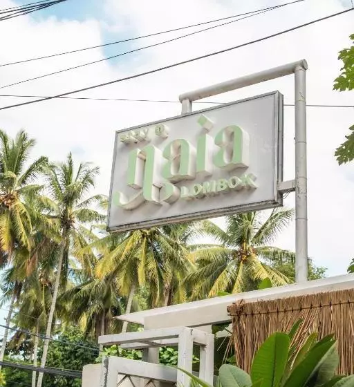 ホテル Naia Lombok