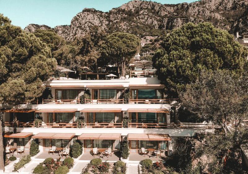 فندق Perios Beach House Adults Only