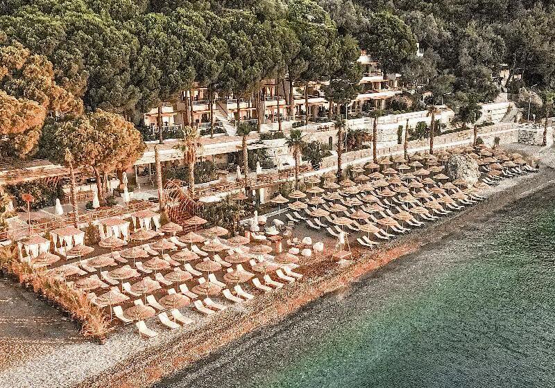 فندق Perios Beach House Adults Only