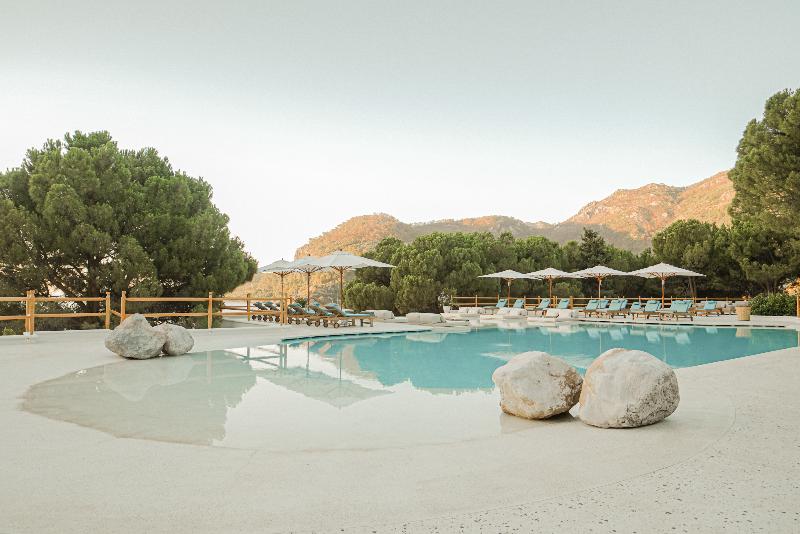 فندق Perios Beach House Adults Only