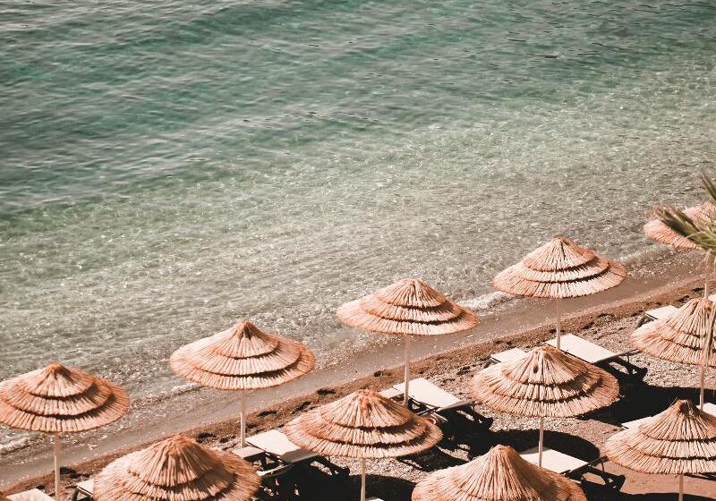 فندق Perios Beach House Adults Only