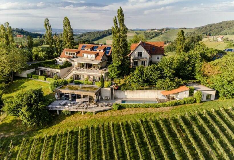 ホテル Winkel Art