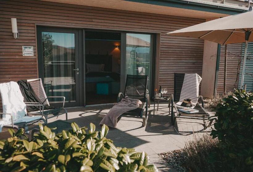 ホテル Winkel Art