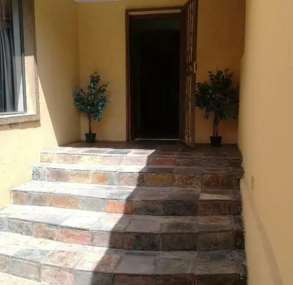 Majatalo Little Paradise Venue And Guesthouse