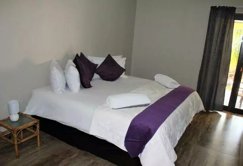 Majatalo Little Paradise Venue And Guesthouse
