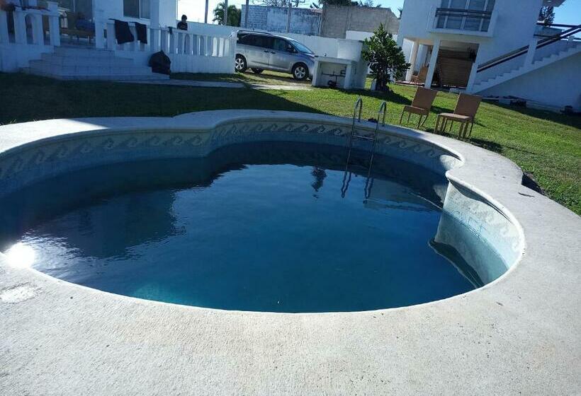 بنسيون Villa Ricarda En Costa Esmeralda A Pie De Playa