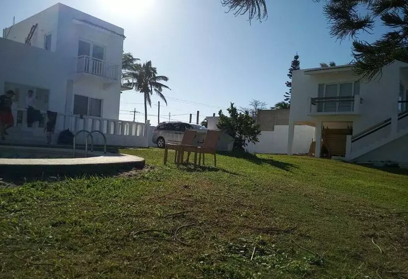 ペンション Villa Ricarda En Costa Esmeralda A Pie De Playa